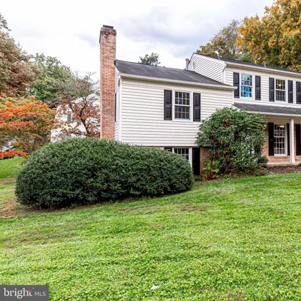 Buy this 5 bed house on 4401 Jayson Lane in Chestnut Hill, Annandale