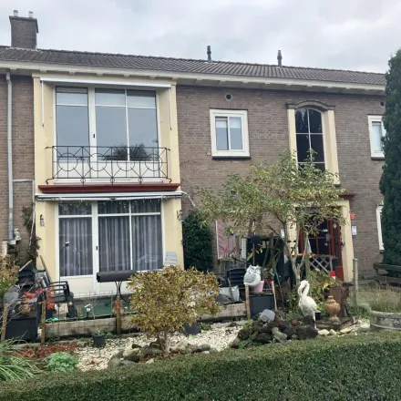 Rent this 3 bed apartment on Zandweg 61 in 3962 EB Wijk bij Duurstede, Netherlands