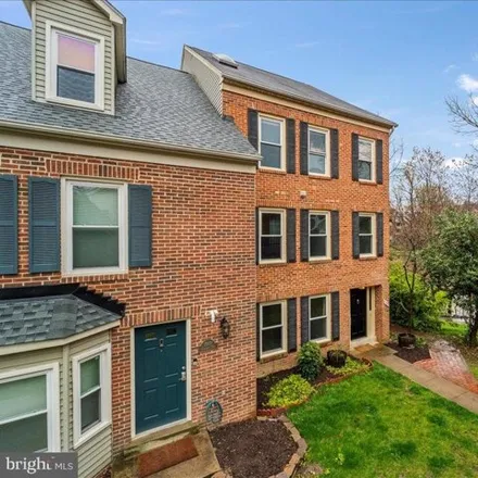 Image 2 - 7501 Chrisland Cove, West Falls Church, VA 22042, USA - Townhouse for rent