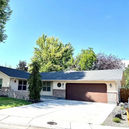 Buy this 3 bed house on 2416 Sunset Avenue in Caldwell, ID 83605