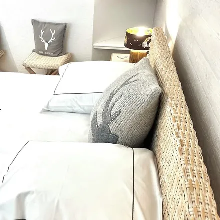 Rent this 1 bed house on Chardonne in District de la Riviera-Pays-d’Enhaut, Switzerland