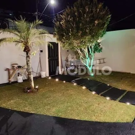 Buy this 3 bed house on Avenida Itaipu in Granada, Uberlândia - MG