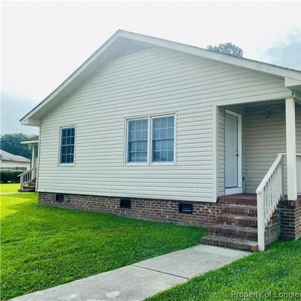 Rent this 2 bed house on 1099 Havelock Place in Lumberton, NC 28358