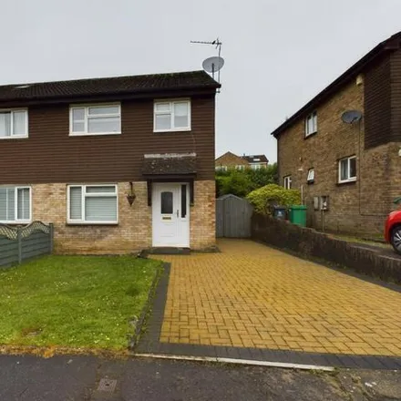 Buy this 3 bed duplex on Guenever Close in Cardiff, CF14 9AH
