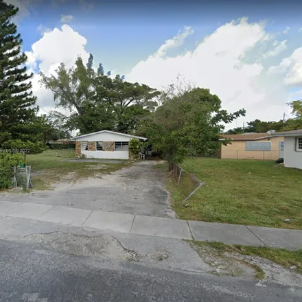 Image 2 - 308 Northwest 9th Street, Hallandale Beach, FL 33009, USA - House for rent
