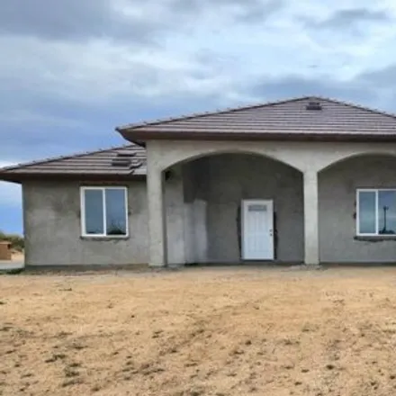 Image 3 - 10426 Trumbull Street, California City, CA 93505, USA - House for sale