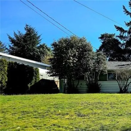 Buy this 2 bed house on 18102 46th Avenue South in McMicken Heights, SeaTac