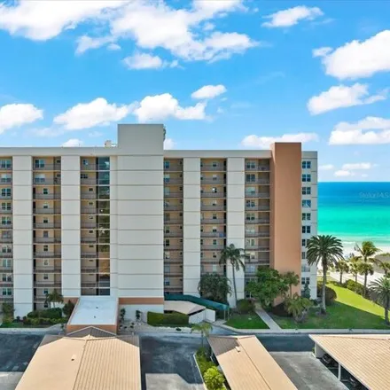 Buy this 2 bed condo on Gulf of Mexico Drive in Longboat Key, Manatee County
