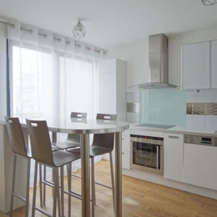Rent this 3 bed apartment on 1 bis Rue Chevreul in 94600 Choisy-le-Roi, France