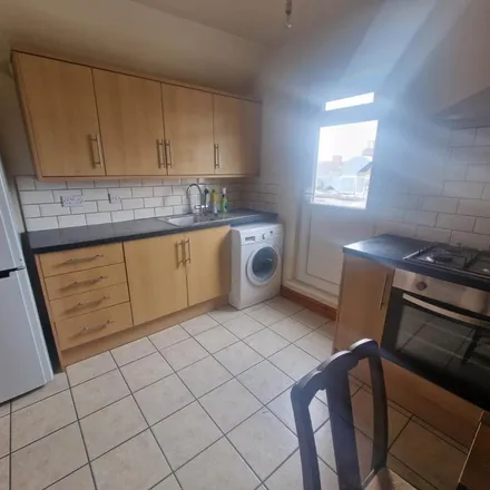 Rent this 2 bed apartment on Golden Rickshaw in 127 City Road, Cardiff