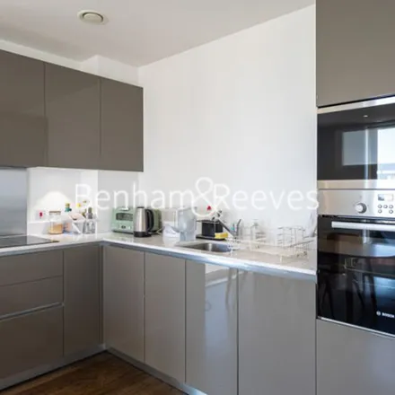 Image 4 - Plumstead Road, Glyndon, London, SE18 6FY, United Kingdom - Apartment for rent