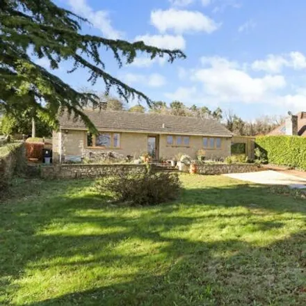 Buy this 4 bed house on Elmer Lodge in Cheltenham Road, Painswick