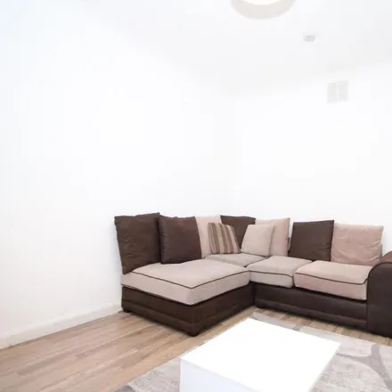 Image 2 - Cycleways, Albany Road, London, E10 7EW, United Kingdom - Apartment for rent