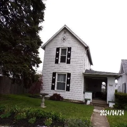 Buy this 3 bed house on 1077 West 1st Street in Marion, IN 46952