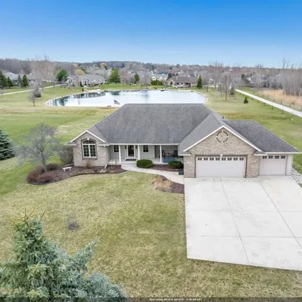 Buy this 4 bed house on 2668 Dickinson Road in Ledgeview, WI 54115