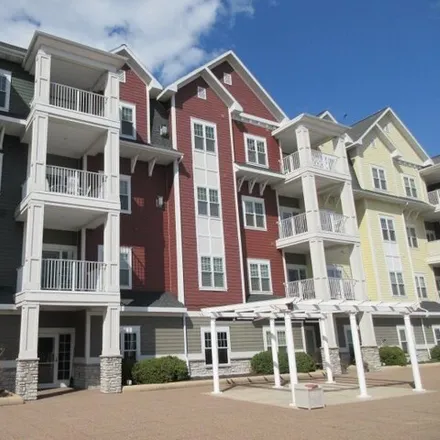 Buy this 2 bed condo on Wells Fargo in Wisconsin Avenue, Sheboygan