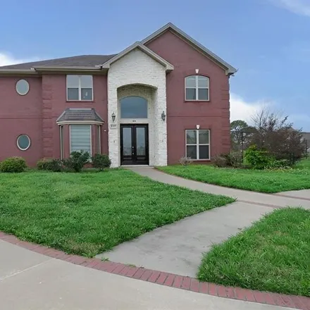 Buy this 5 bed house on 4045 Lake Arthur Drive in Port Arthur, TX 77642