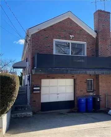 Buy this 3 bed house on 2420 Kingsland Avenue in New York, NY 10469