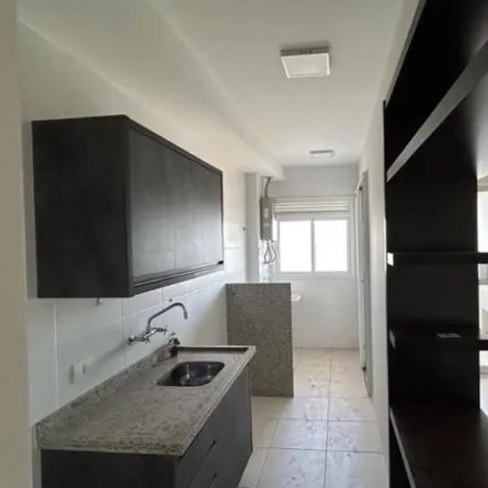 Rent this 3 bed apartment on Edifício Reserva Santana Residence in Rua Pedro Faria 155, Londrina - PR