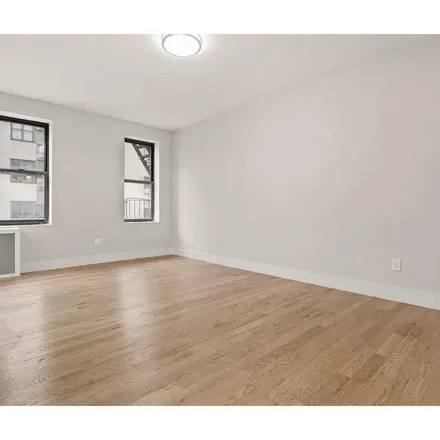 Image 1 - 130 Wadsworth Avenue, New York, NY 10033, USA - Apartment for rent