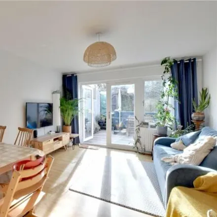 Image 1 - Gilmore Road, London, SE13 5AB, United Kingdom - Townhouse for sale