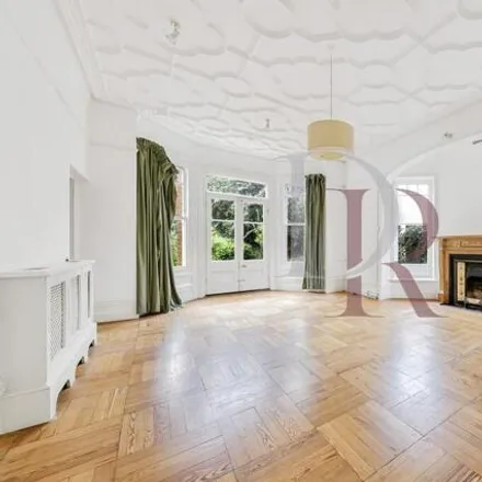 Rent this 3 bed apartment on Parsifal Road in London, NW6 1UL