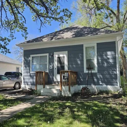 Buy this 3 bed house on 1575 North 25th Street in Lincoln, NE 68503