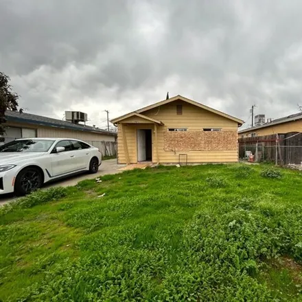 Buy this 2 bed house on 7962 33rd Avenue in Sacramento, CA 95824