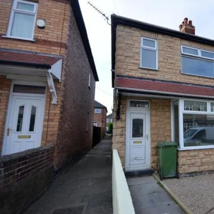 Rent this 3 bed townhouse on Wall Street in Grimsby, DN34 4BQ