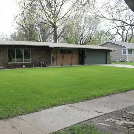 Buy this 3 bed house on 1316 West 5th Street in Spencer, IA 51301