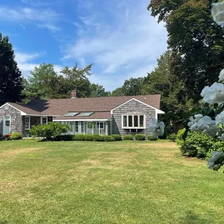Rent this 3 bed house on 6 Far Pond Road in Shinnecock Hills, Suffolk County
