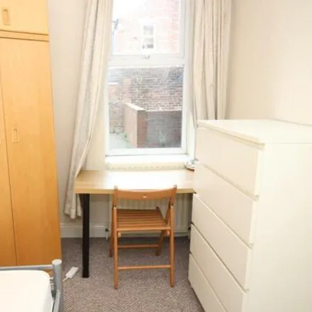 Image 8 - Lonsdale Court, Coniston Avenue, Newcastle upon Tyne, NE2 3HA, United Kingdom - Apartment for rent