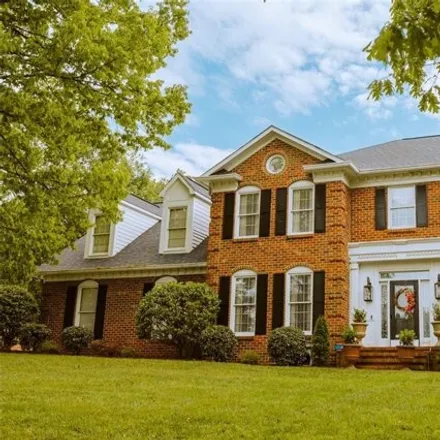 Buy this 4 bed house on 3639 Quail View Road in Charlotte, NC 28226