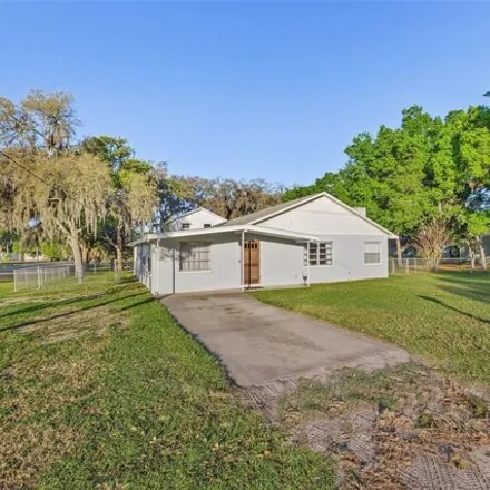 Image 2 - 38025 12th Avenue, Zephyrhills, FL 33542, USA - House for sale