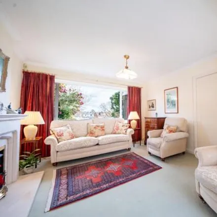 Image 5 - Old Hay Close, Sheffield, S17 3GQ, United Kingdom - House for sale