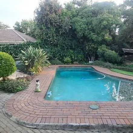 Rent this 4 bed apartment on Wordsworth Road in Farrarmere Gardens, Benoni