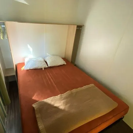 Rent this 2 bed house on 07110 Laurac-en-Vivarais