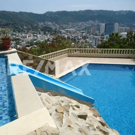 Buy this 3 bed apartment on Calle Guadalajara in Lomas de Costa Azul, 39300 Acapulco