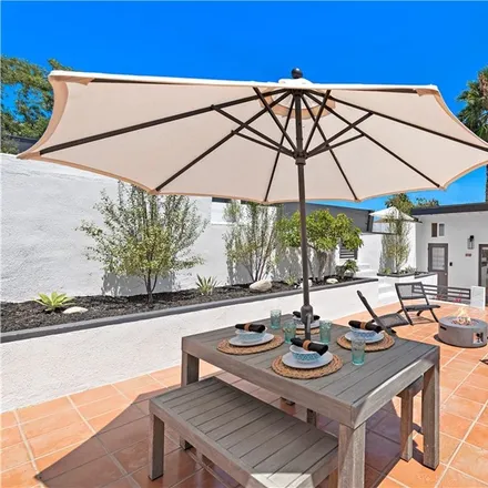 Image 9 - 6033 West 76th Street, Los Angeles, CA 90045, USA - House for sale