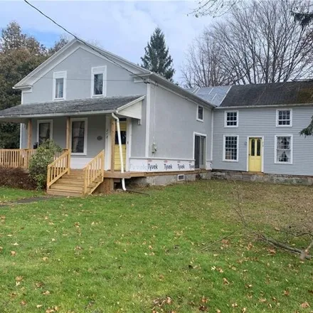 Buy this 5 bed house on 712 Main Street in Village of Youngstown, Porter