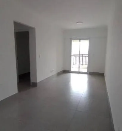 Rent this 2 bed apartment on Escola Estadual Jornalista Vladimir Herzog in Rua do Cruzeiro 262, Centro