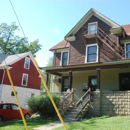 Rent this 5 bed house on 502 Elm St