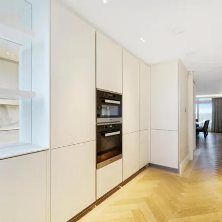 Image 3 - Imperial Court, 55-56 Prince Albert Road, Primrose Hill, London, NW8 7SA, United Kingdom - Apartment for rent