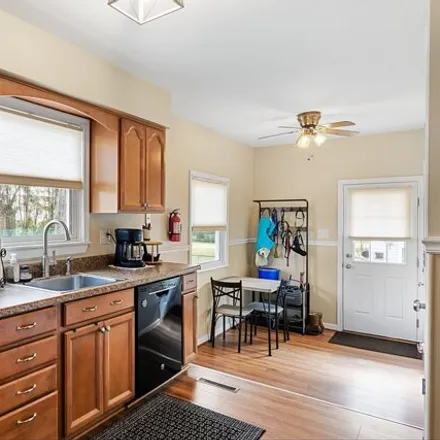 Image 7 - 325 Ithaca Avenue, Cambridge, Delran Township, NJ 08075, USA - House for sale