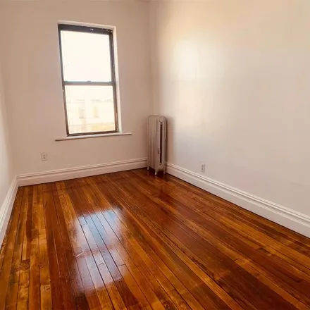 Rent this 4 bed apartment on 21-24 31st Street in New York, NY 11105