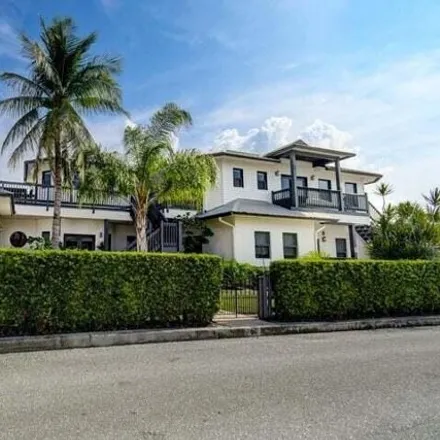 Image 2 - 25 Oceanview Drive, Ocean Ridge, Palm Beach County, FL 33435, USA - Apartment for rent