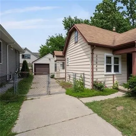 Image 7 - 25074 Doxtator Street, Dearborn, MI 48128, USA - House for rent