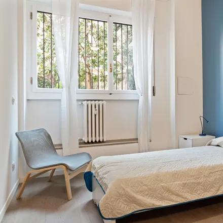 Rent this 2 bed room on Via Tolmezzo in 5, 20132 Milan MI