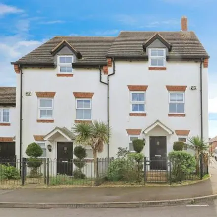 Buy this 3 bed townhouse on unnamed road in Cleobury Mortimer, DY14 8BB