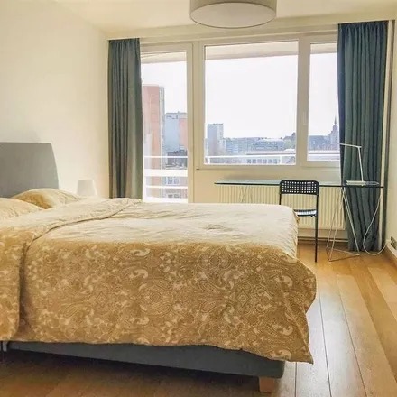 Rent this 2 bed apartment on Le Shanghai in Gallerie Cathédrale, 4000 Grivegnée